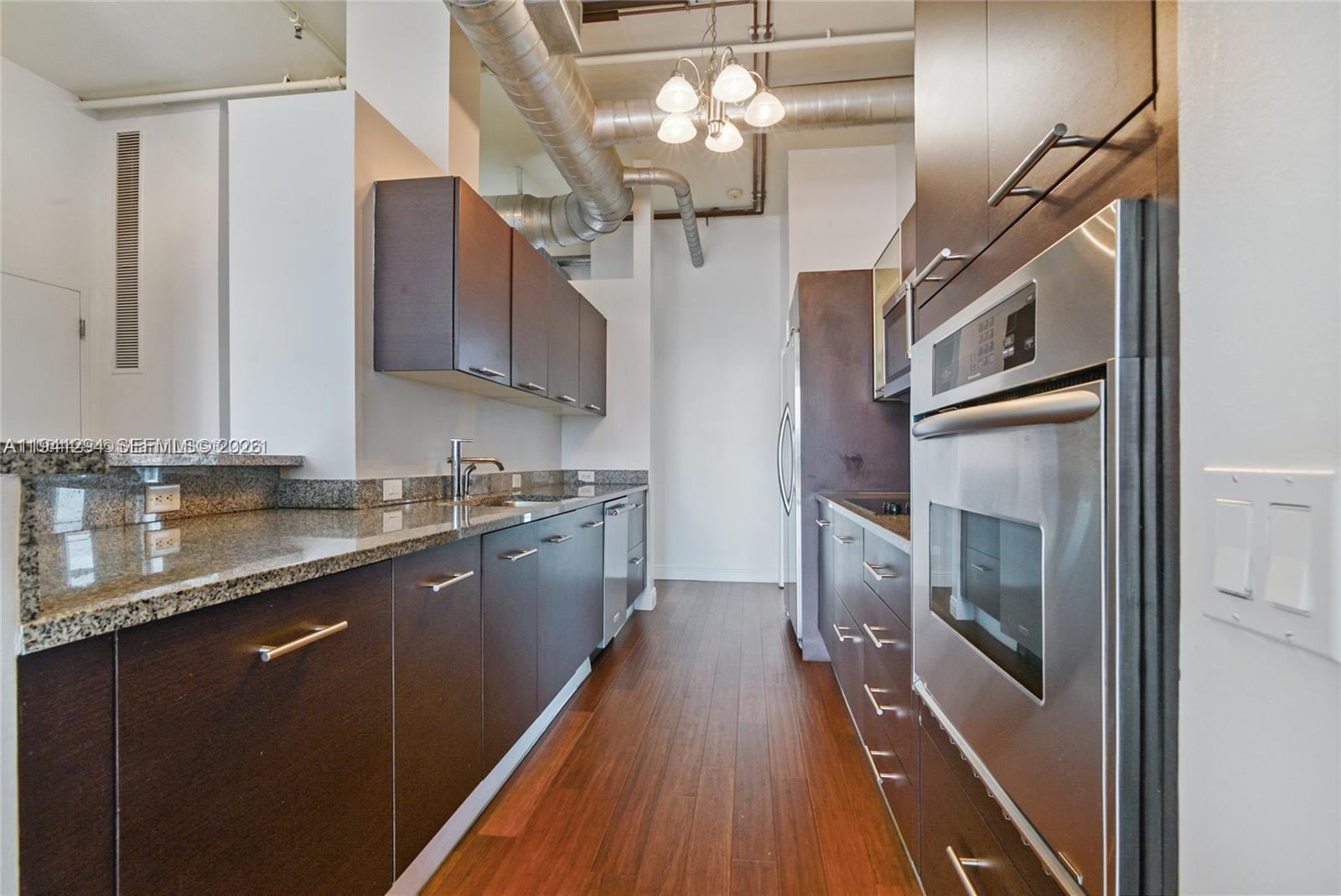 image Uptown Marina Lofts2