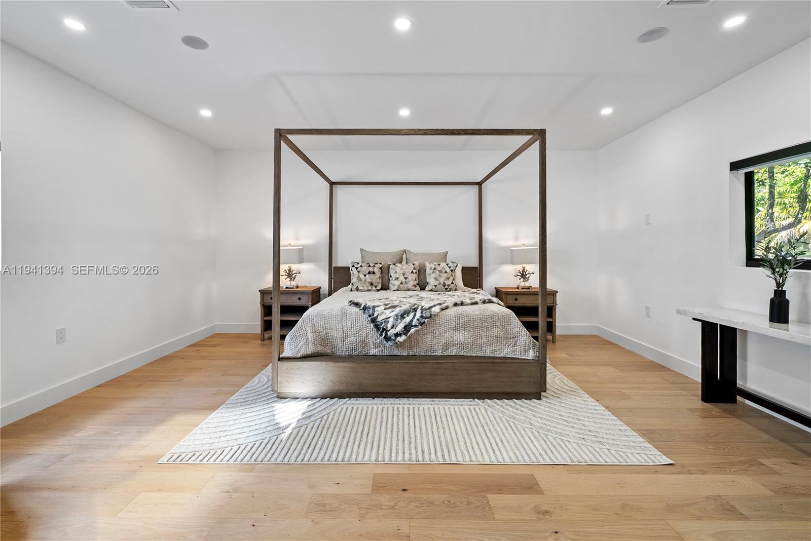 600 NE 57th St Miami, FL 33137