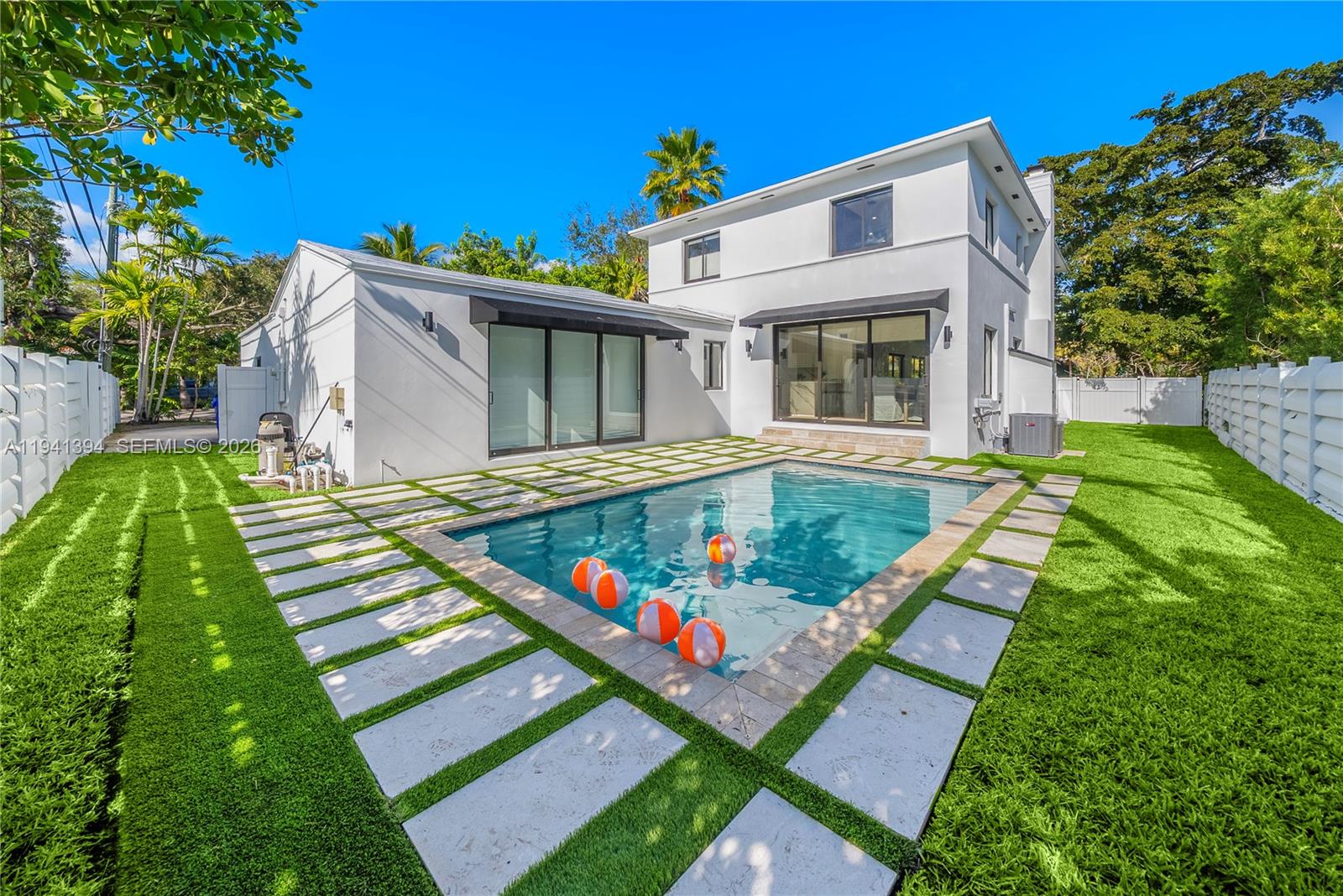 600 NE 57th St Miami, FL 33137