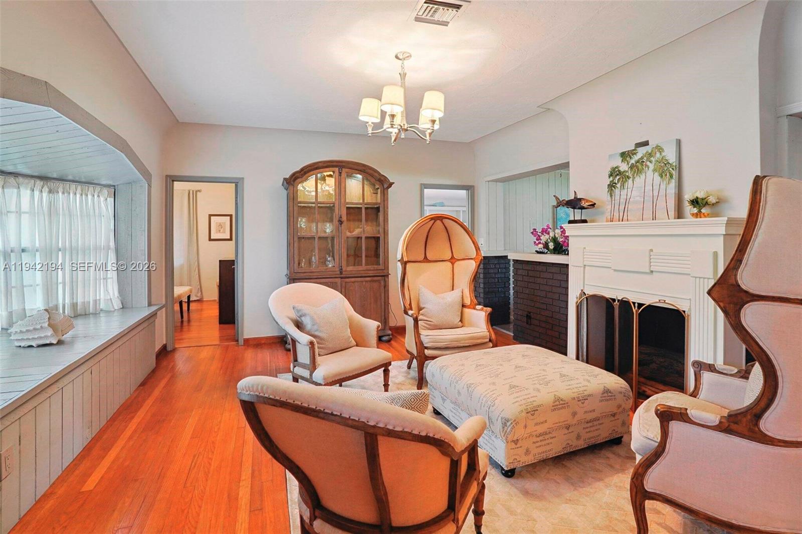 335 Coral Way Fort Lauderdale, FL 33301