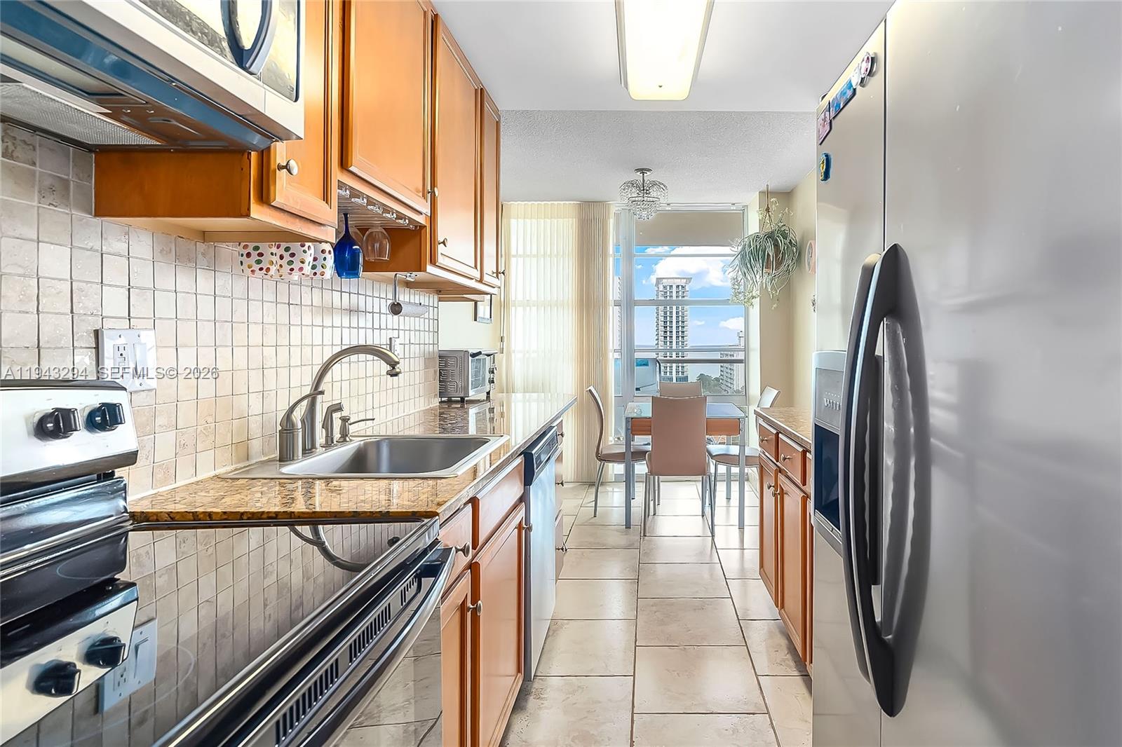 230 174th St #1520 Sunny Isles Beach, FL 33160