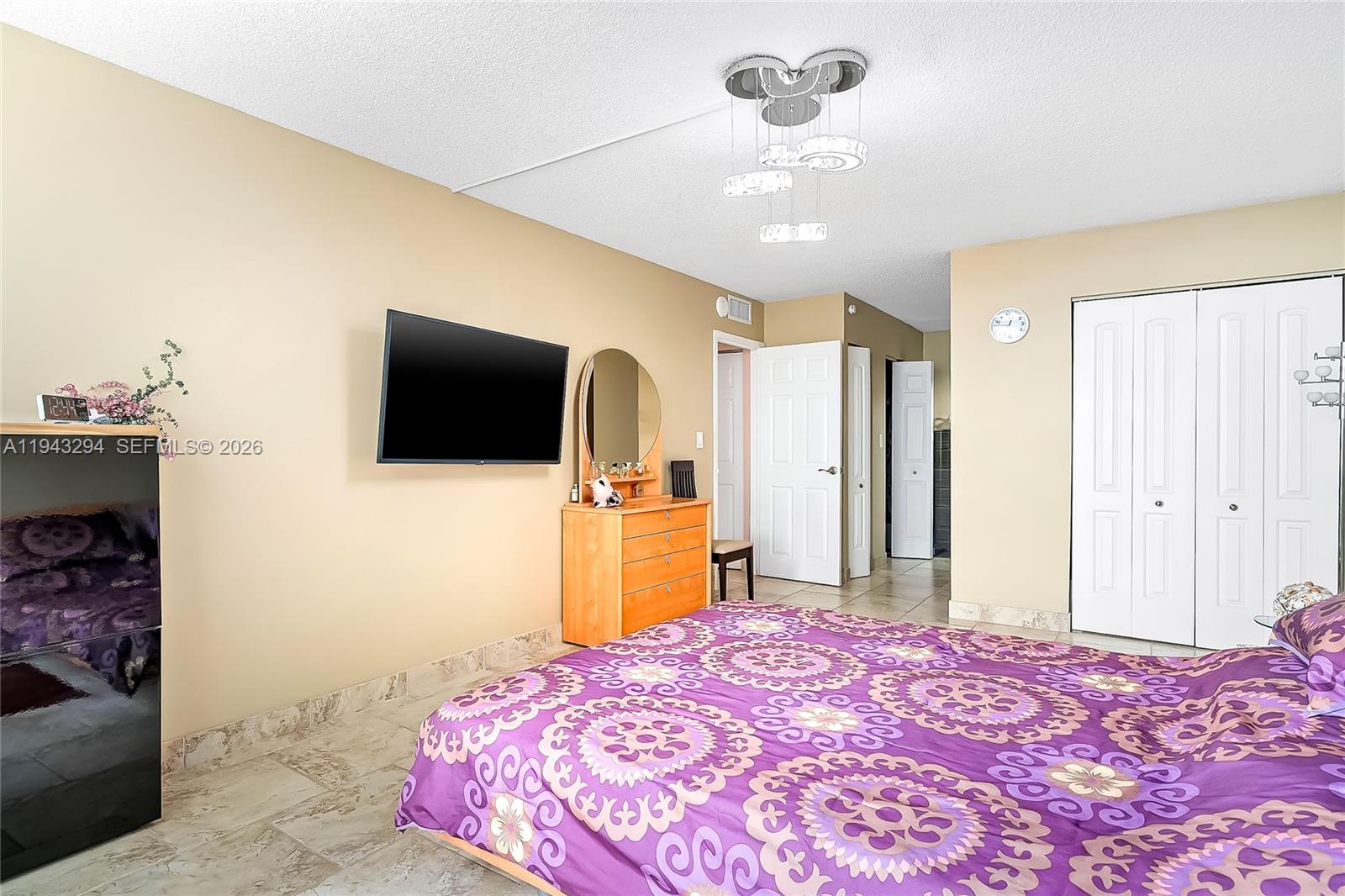 230 174th St #1520 Sunny Isles Beach, FL 33160