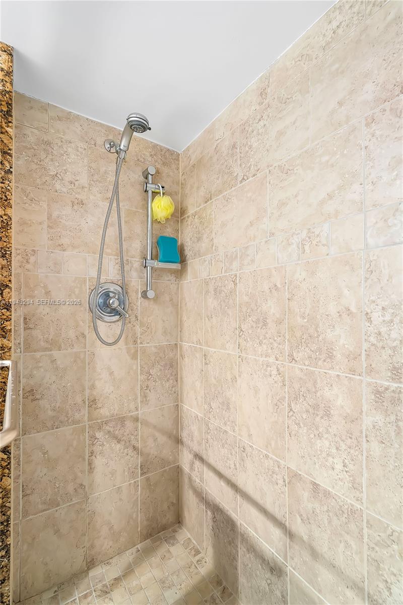 230 174th St #1520 Sunny Isles Beach, FL 33160