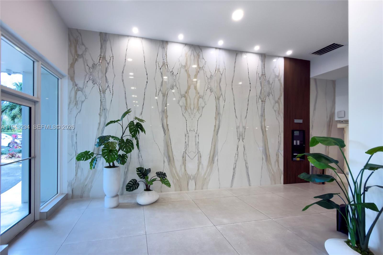 230 174th St #1520 Sunny Isles Beach, FL 33160