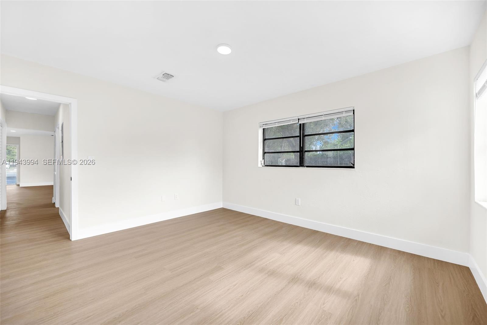 1550 NE 118th Ter Miami, FL 33161