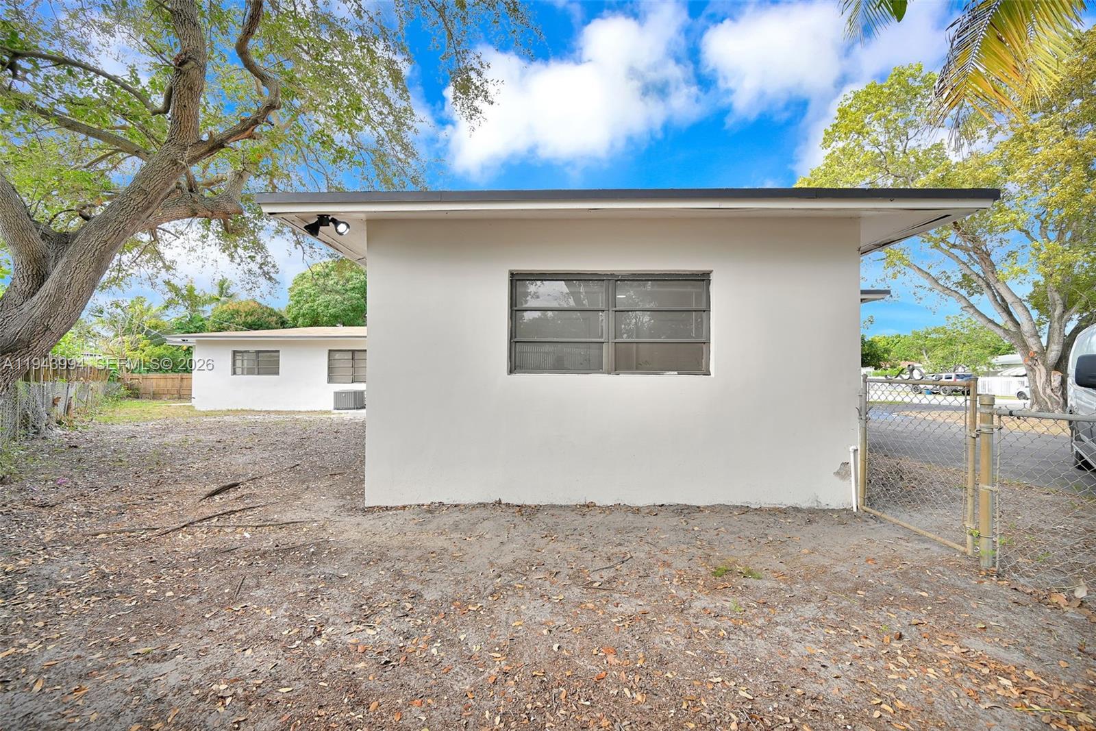 1550 NE 118th Ter Miami, FL 33161