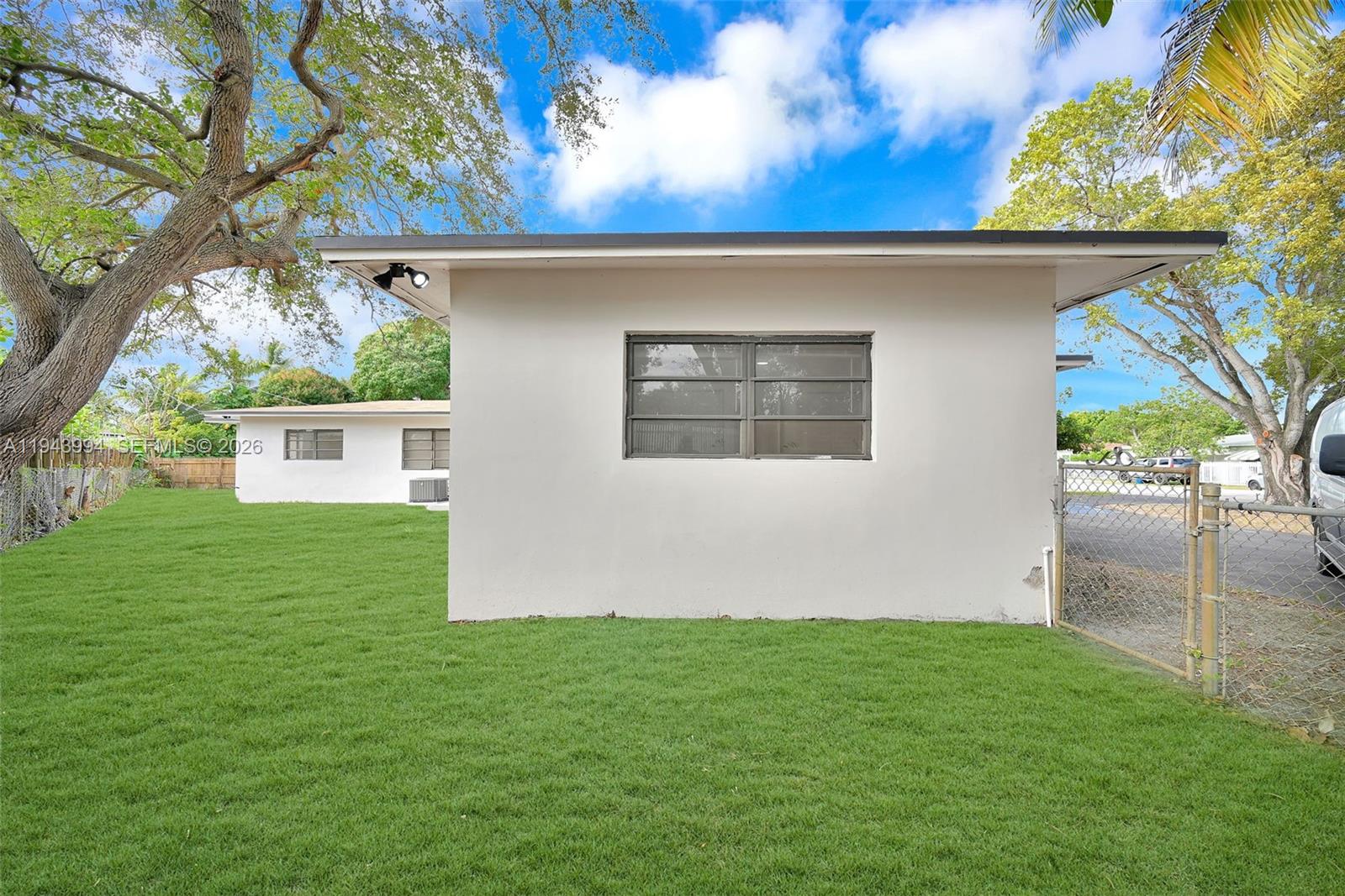 1550 NE 118th Ter Miami, FL 33161