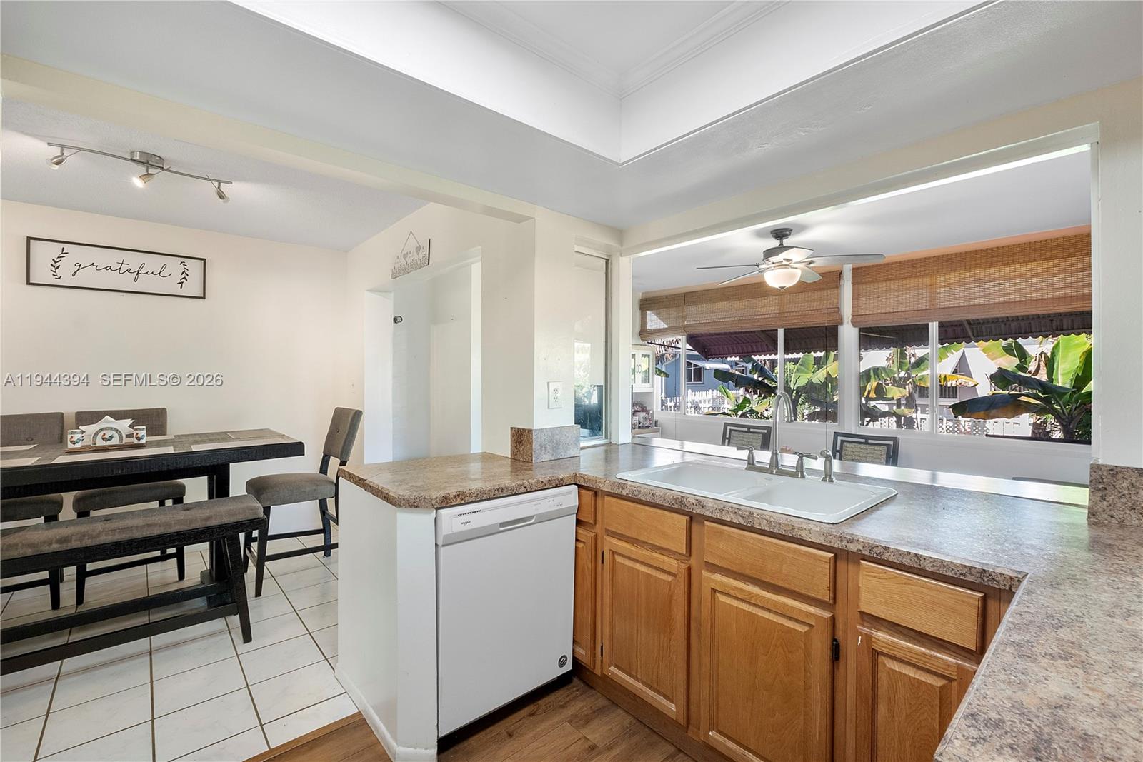 5011 NW 51st St Tamarac, FL 33319