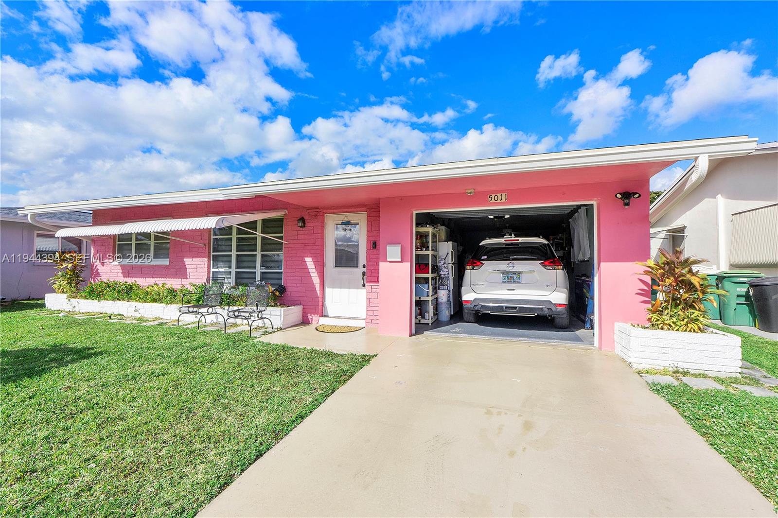 5011 NW 51st St Tamarac, FL 33319