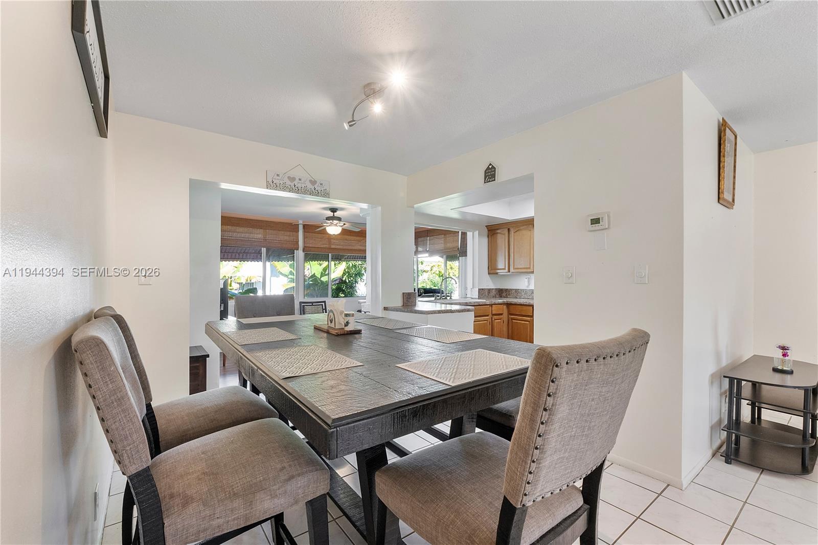 5011 NW 51st St Tamarac, FL 33319