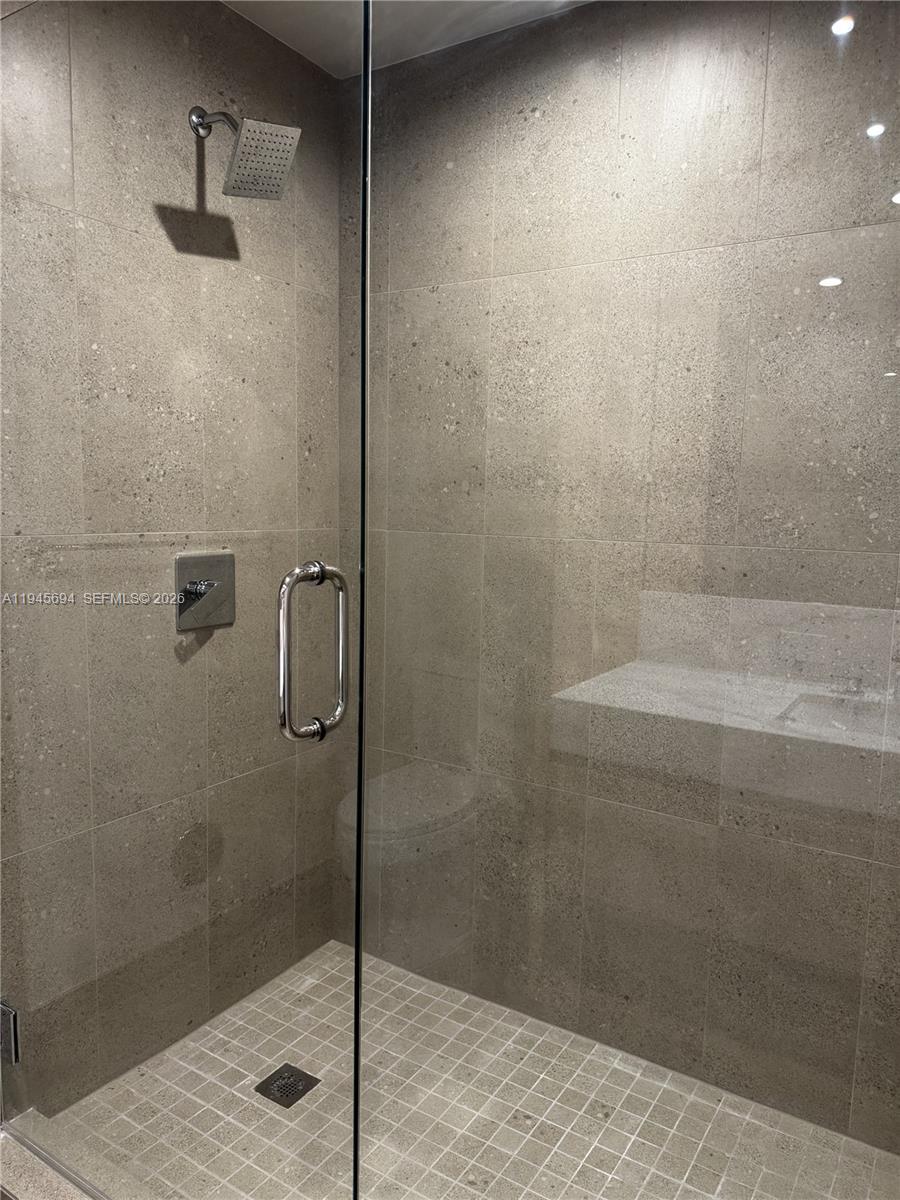 image The Crosby Miami Worldcenter5