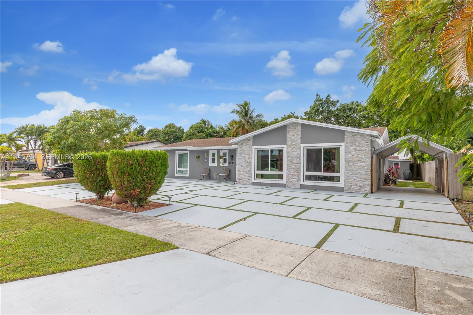 15244 SW 108th Ct Miami, FL 33157