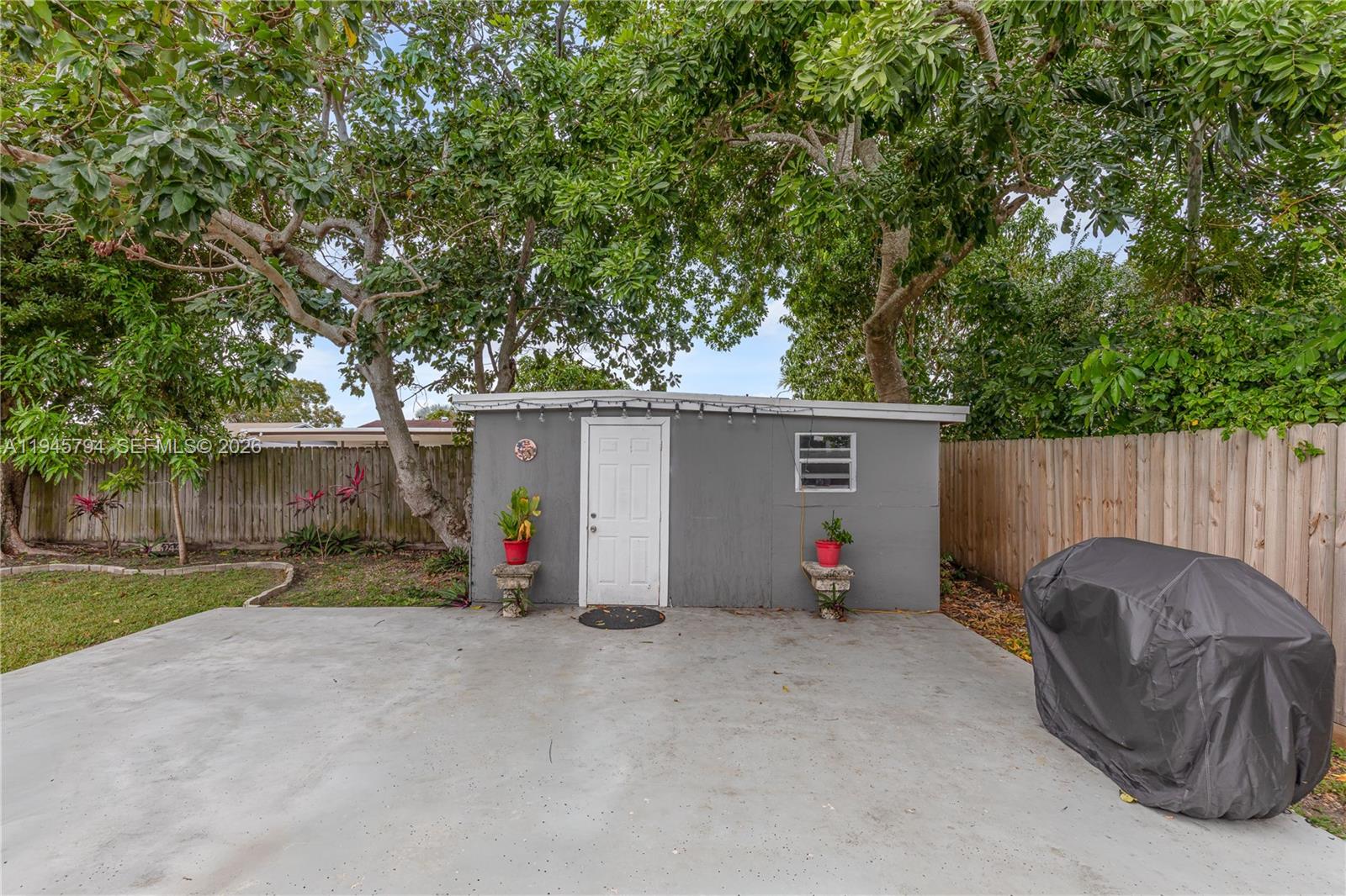 15244 SW 108th Ct Miami, FL 33157