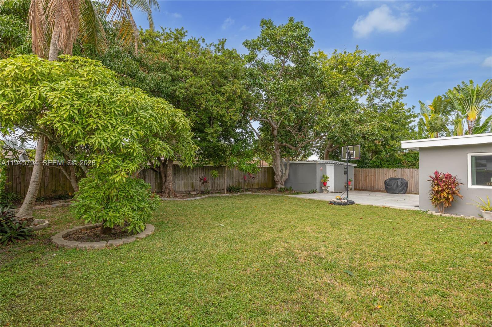 15244 SW 108th Ct Miami, FL 33157