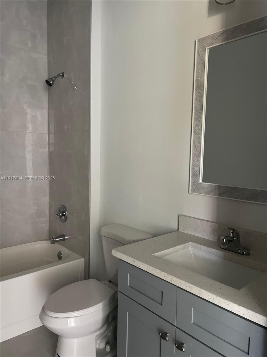 1326 Sequoia Rd Palm Bay, FL 32907