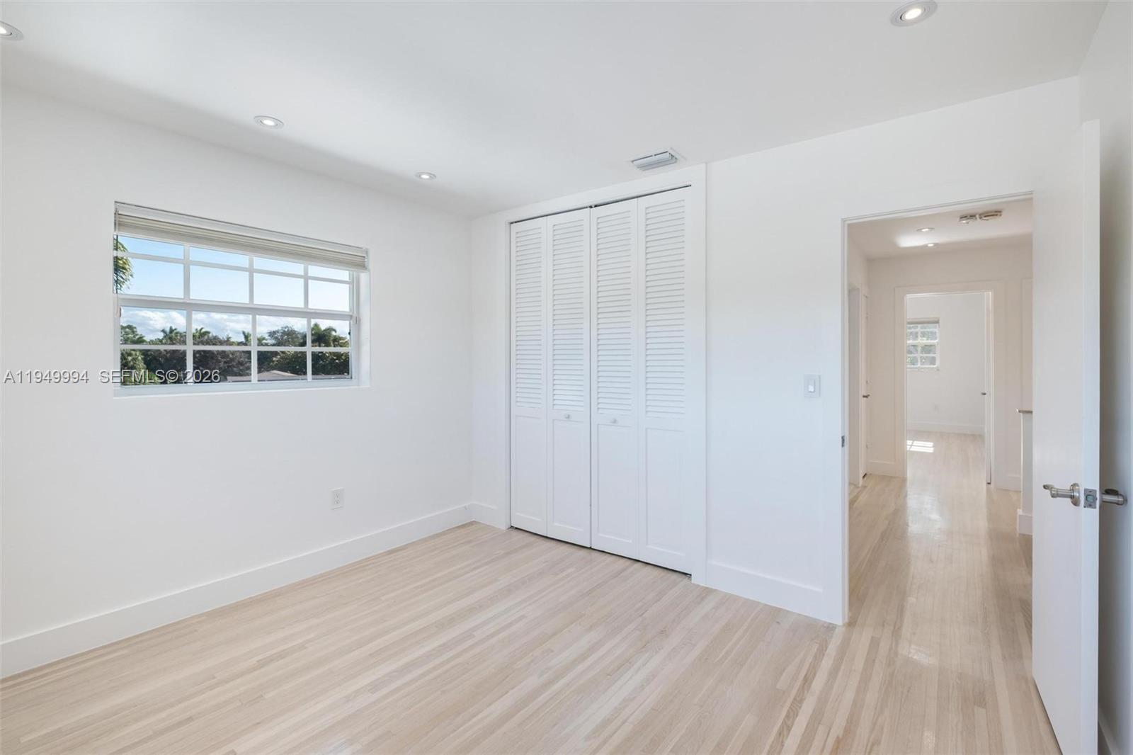 Undisclosed Address Pinecrest, FL 33156