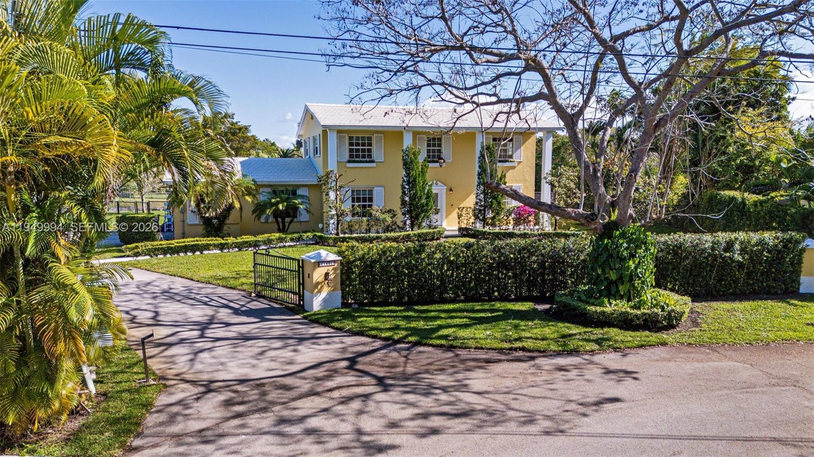 Undisclosed Address Pinecrest, FL 33156