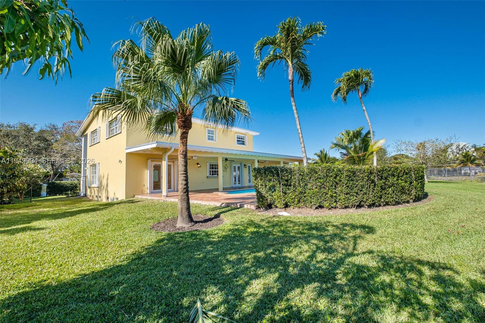 Undisclosed Address Pinecrest, FL 33156