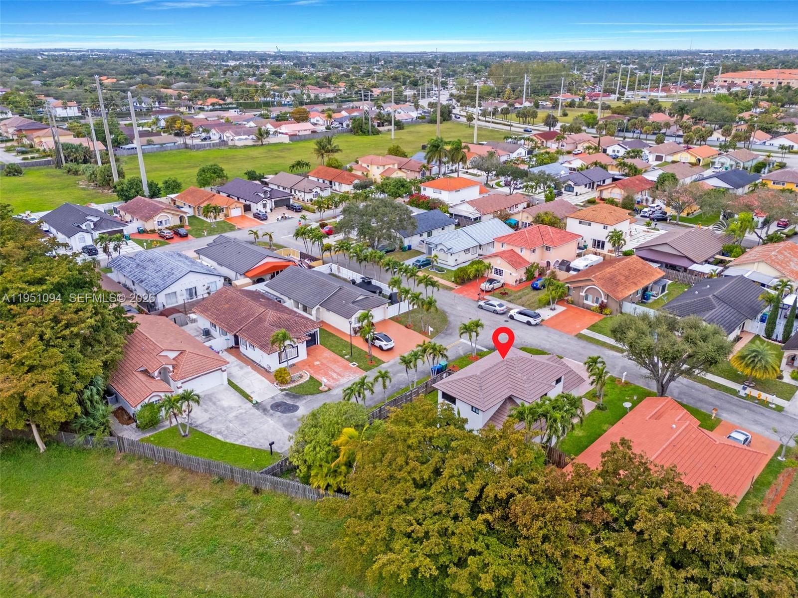 7472 NW 167th St Hialeah, FL 33015