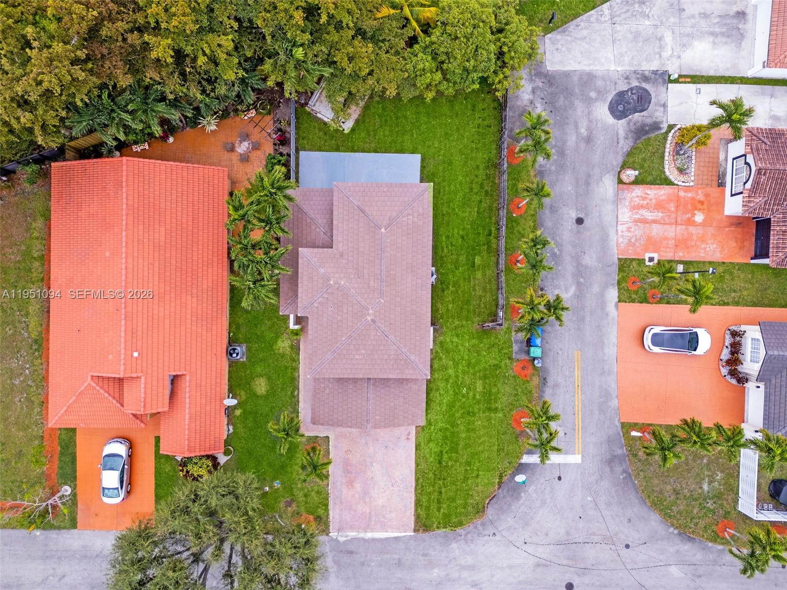 7472 NW 167th St Hialeah, FL 33015