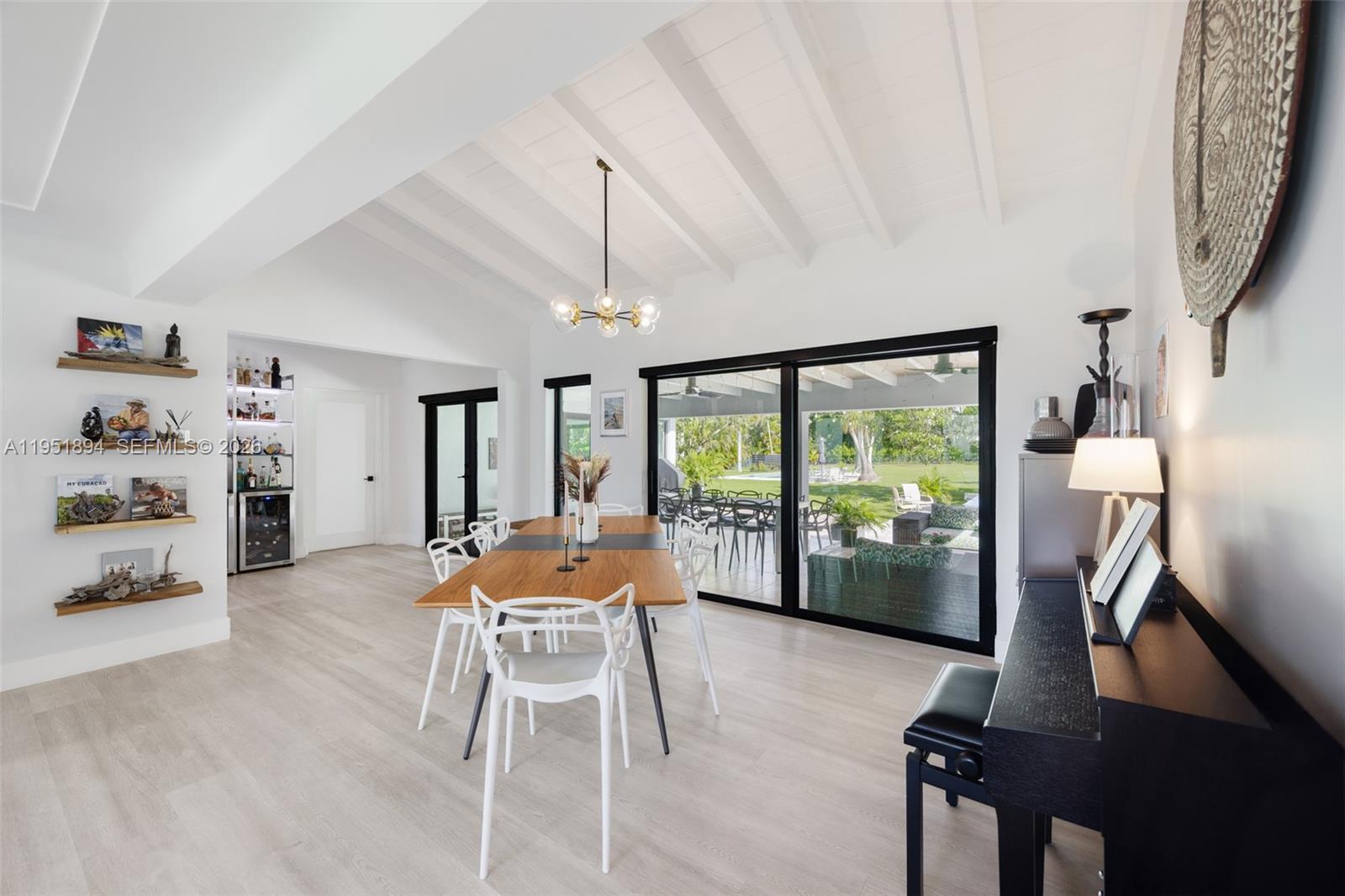 07325 SW 102nd St Pinecrest, FL 33156