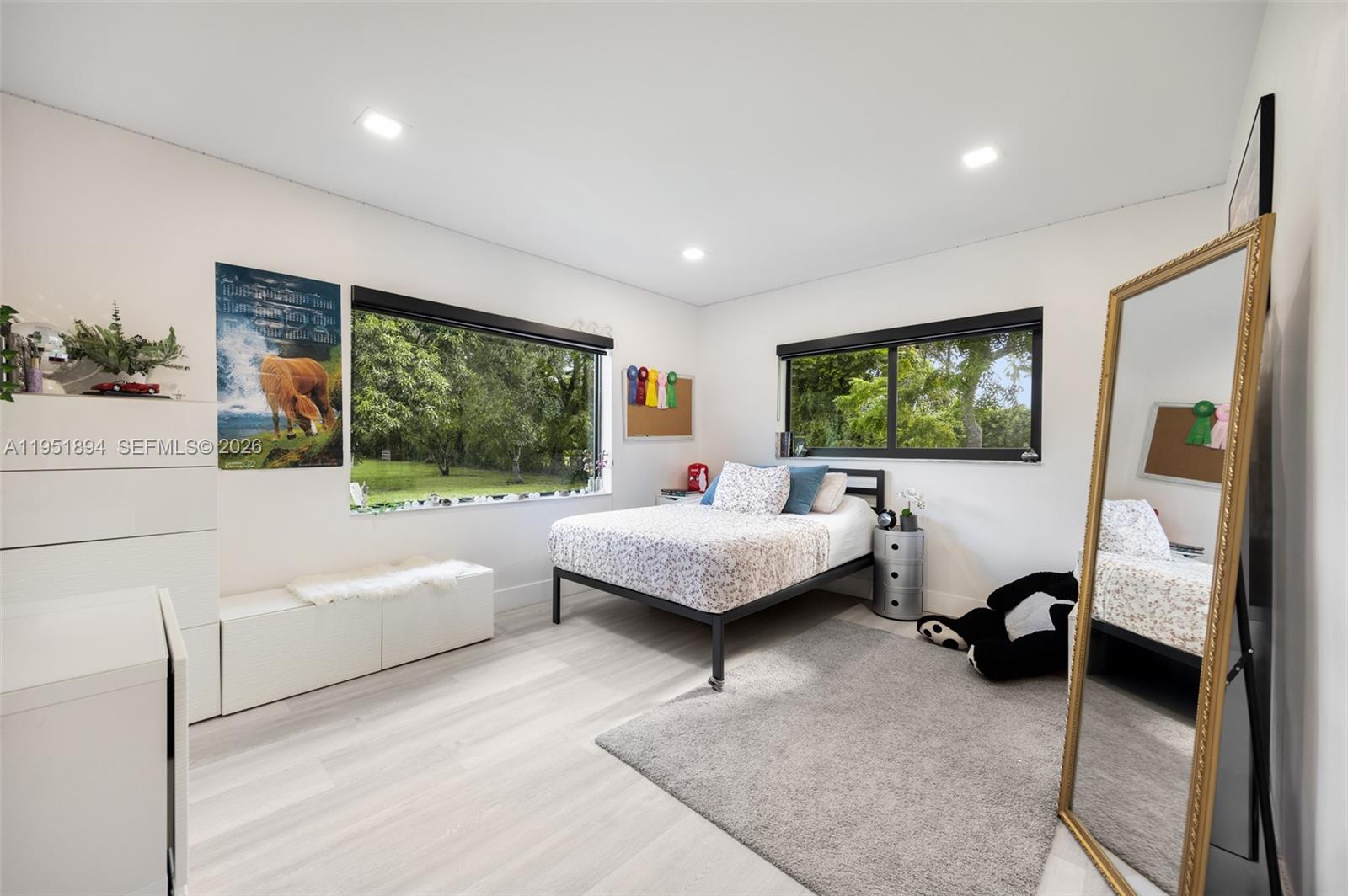 07325 SW 102nd St Pinecrest, FL 33156