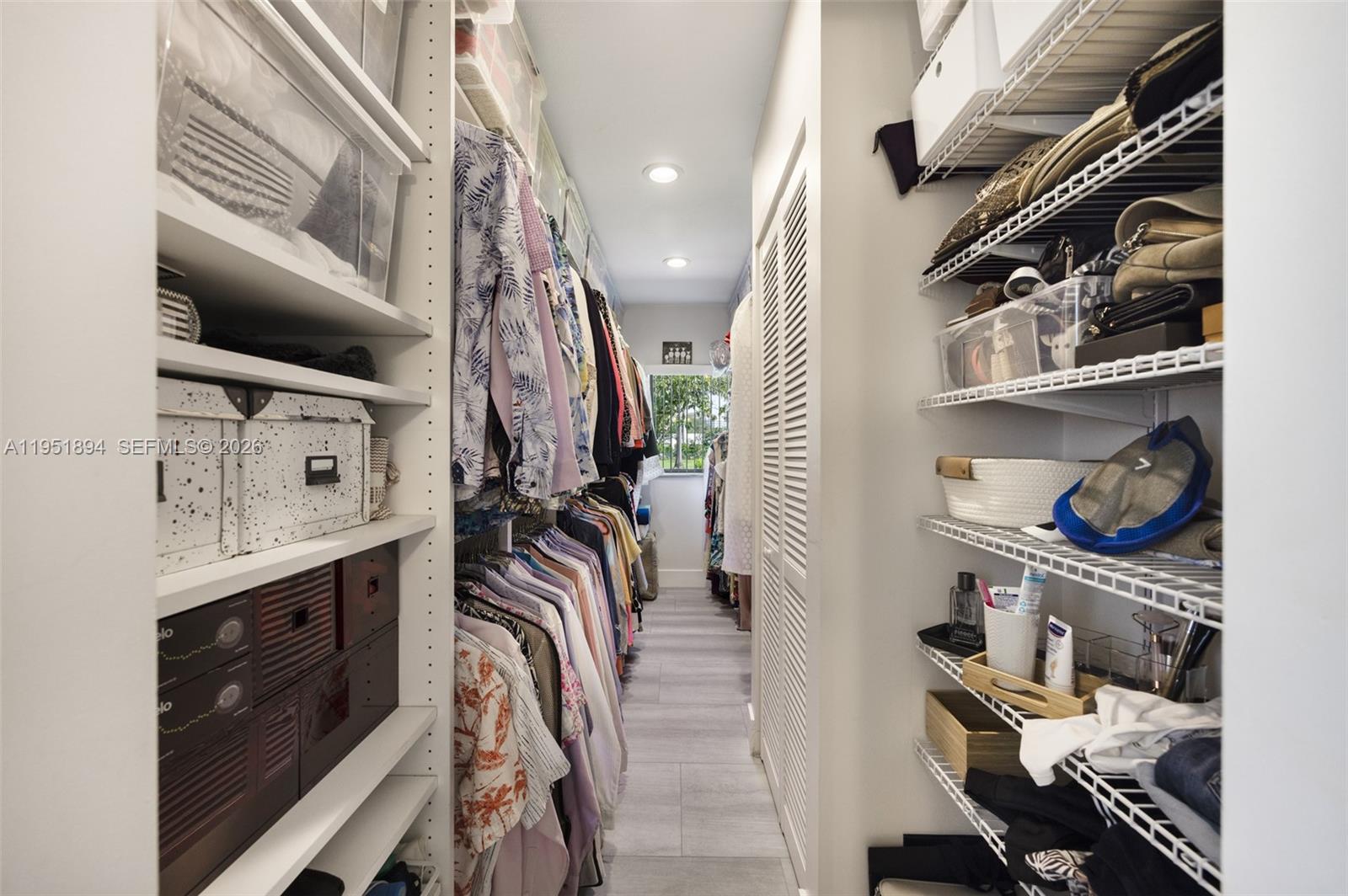 07325 SW 102nd St Pinecrest, FL 33156