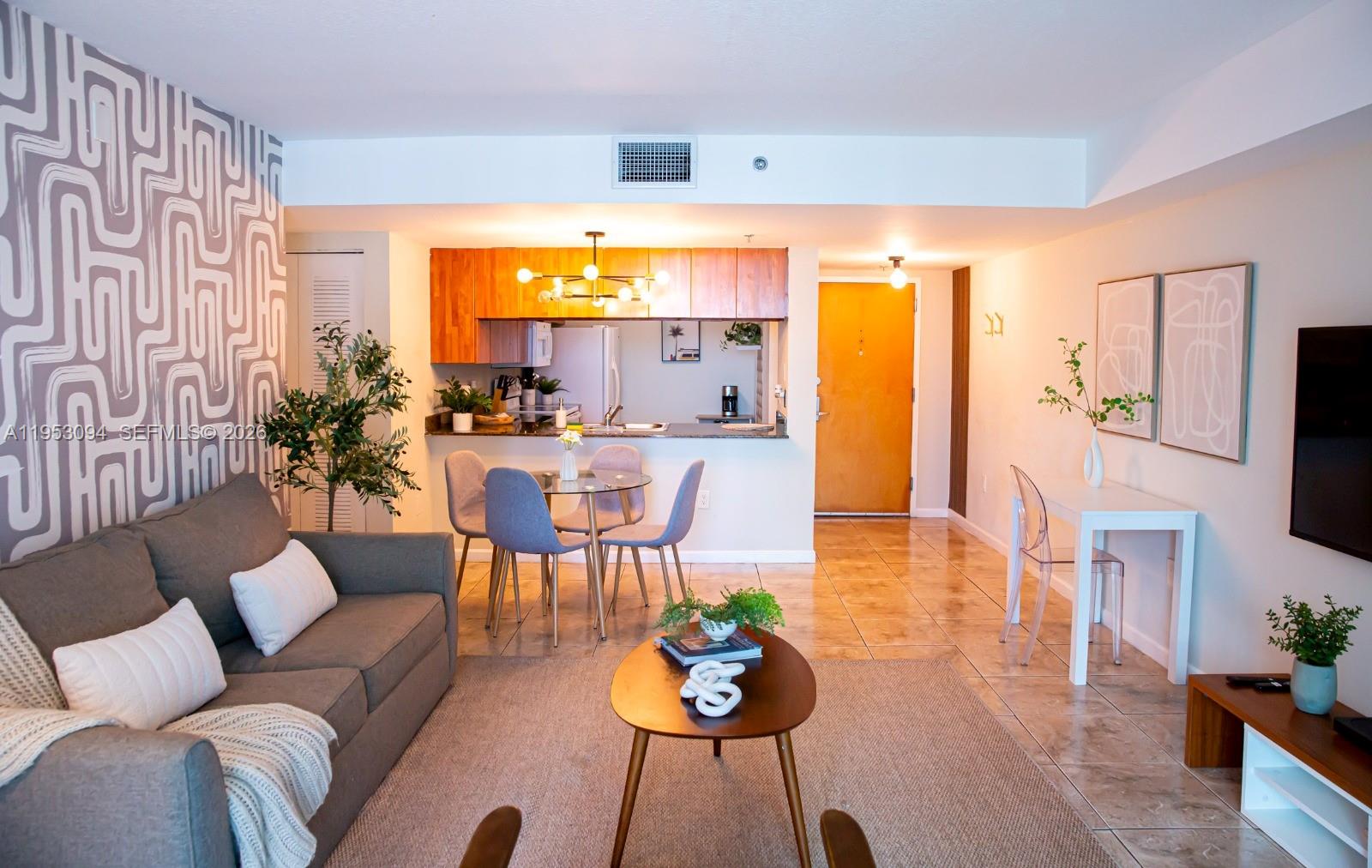 1200 Brickell Bay Dr #3215