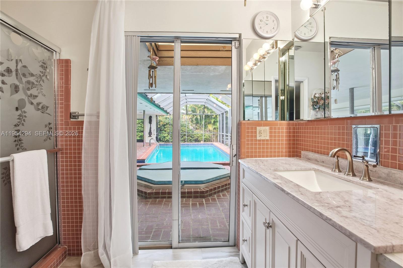 11505 N Bayshore Dr North Miami, FL 33181