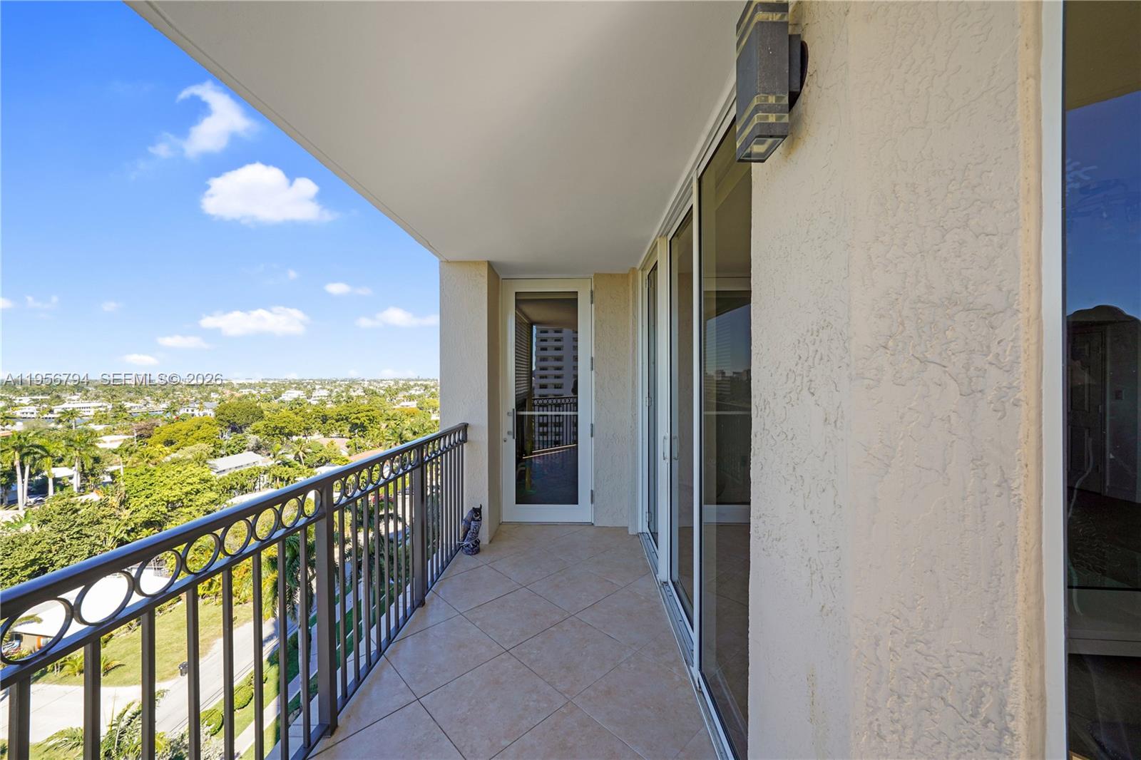 2001 N Ocean Blvd #1002 Fort Lauderdale, FL 33305
