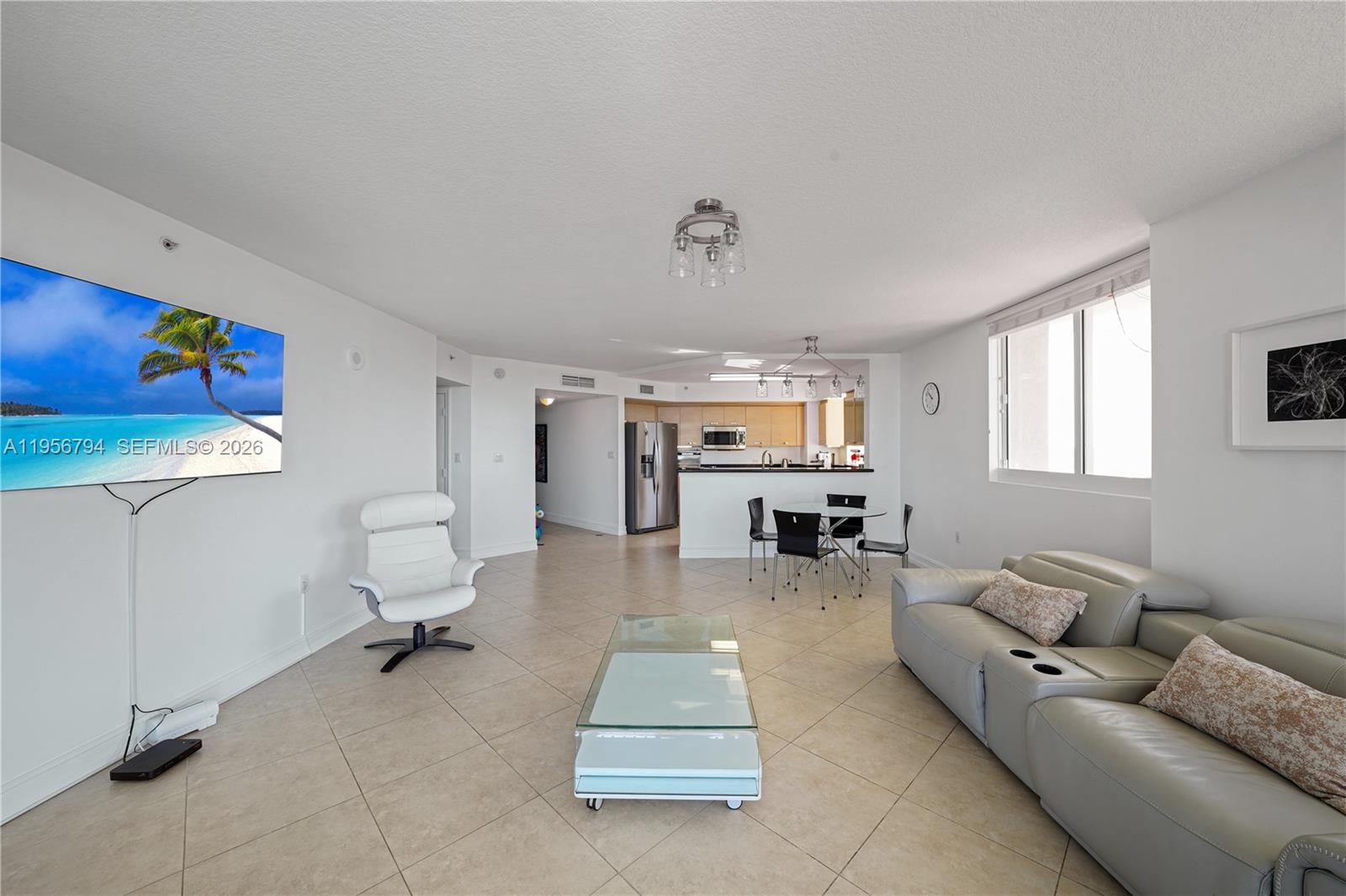 2001 N Ocean Blvd #1002 Fort Lauderdale, FL 33305