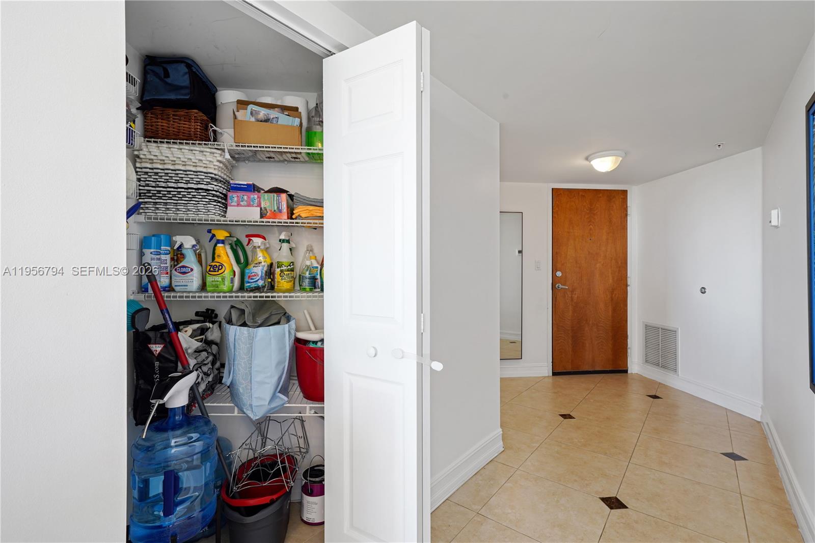 2001 N Ocean Blvd #1002 Fort Lauderdale, FL 33305