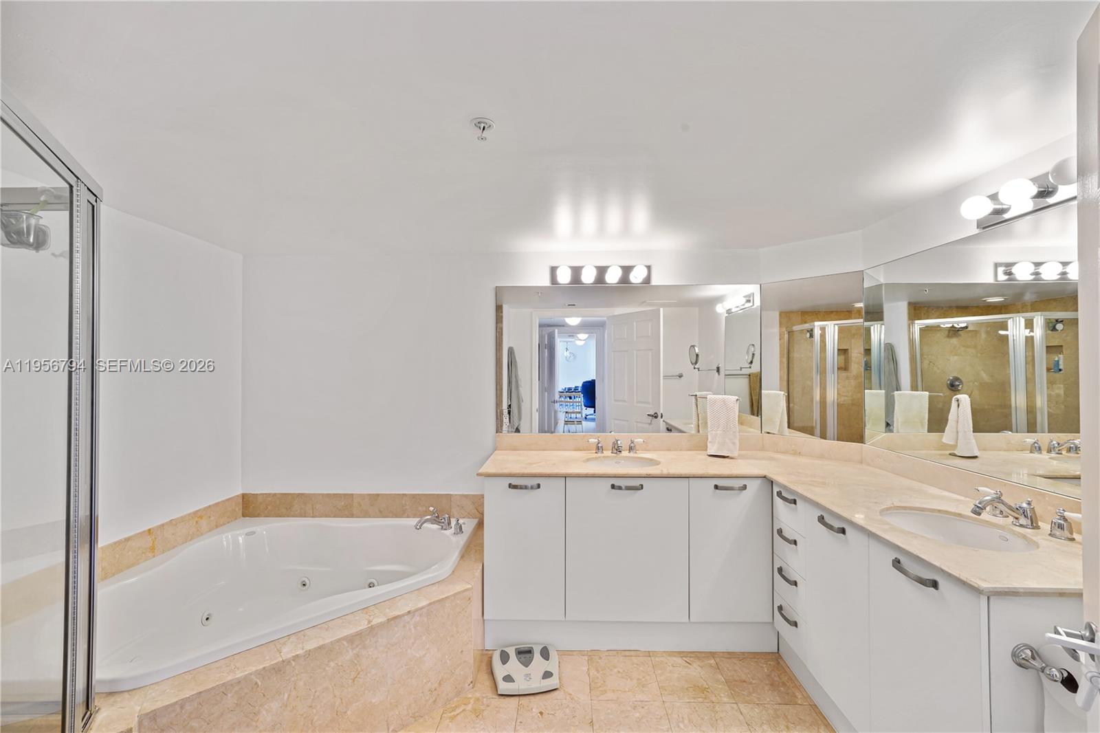 2001 N Ocean Blvd #1002 Fort Lauderdale, FL 33305