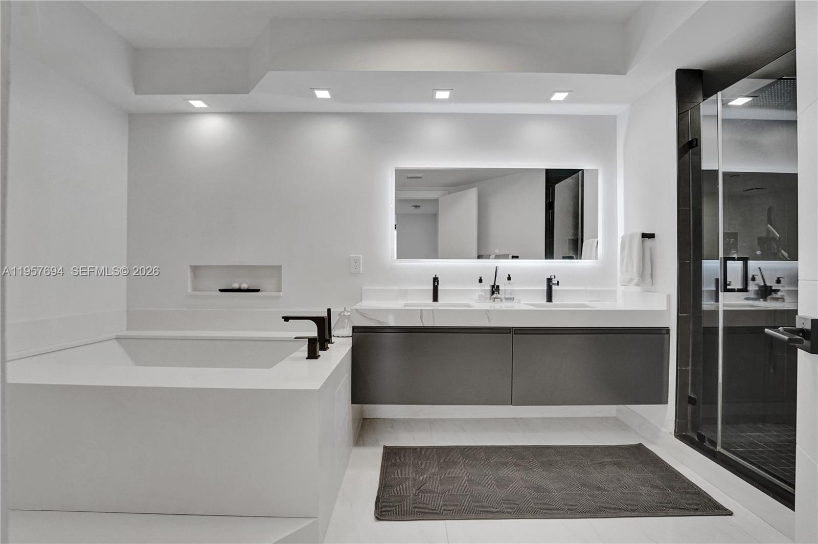 image Hamptons West38