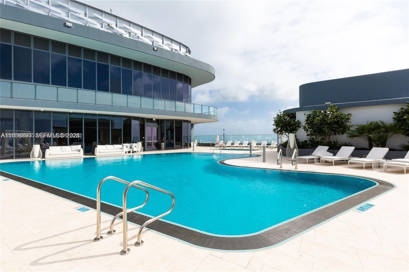 image Brickell Flatiron11