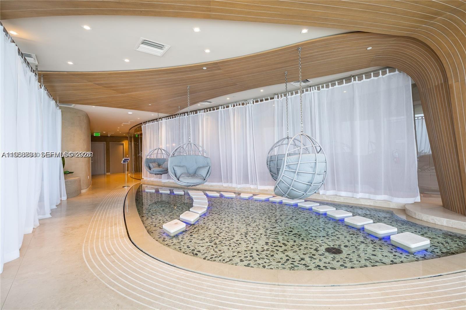 image Brickell Flatiron22