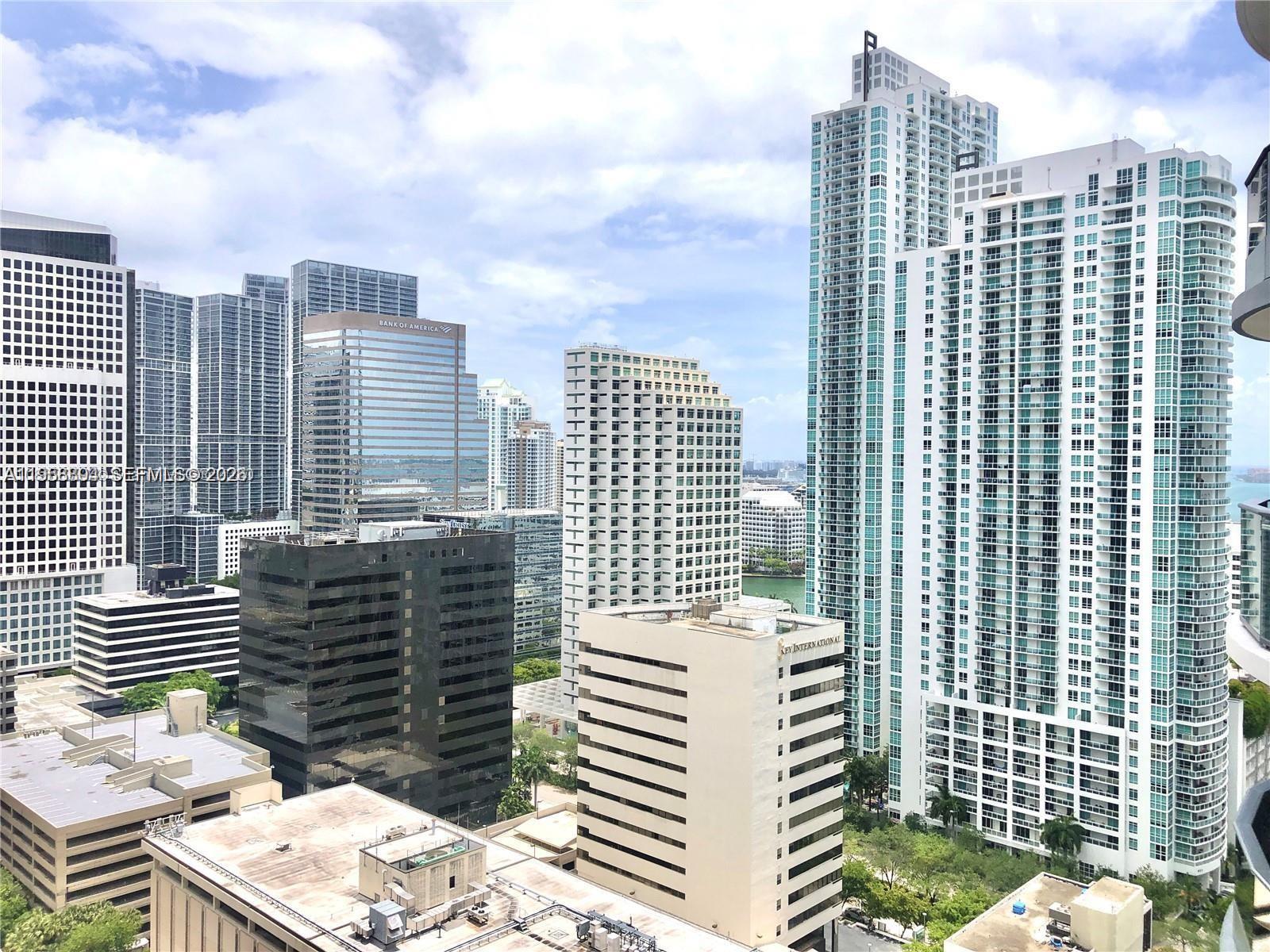image Brickell Flatiron30