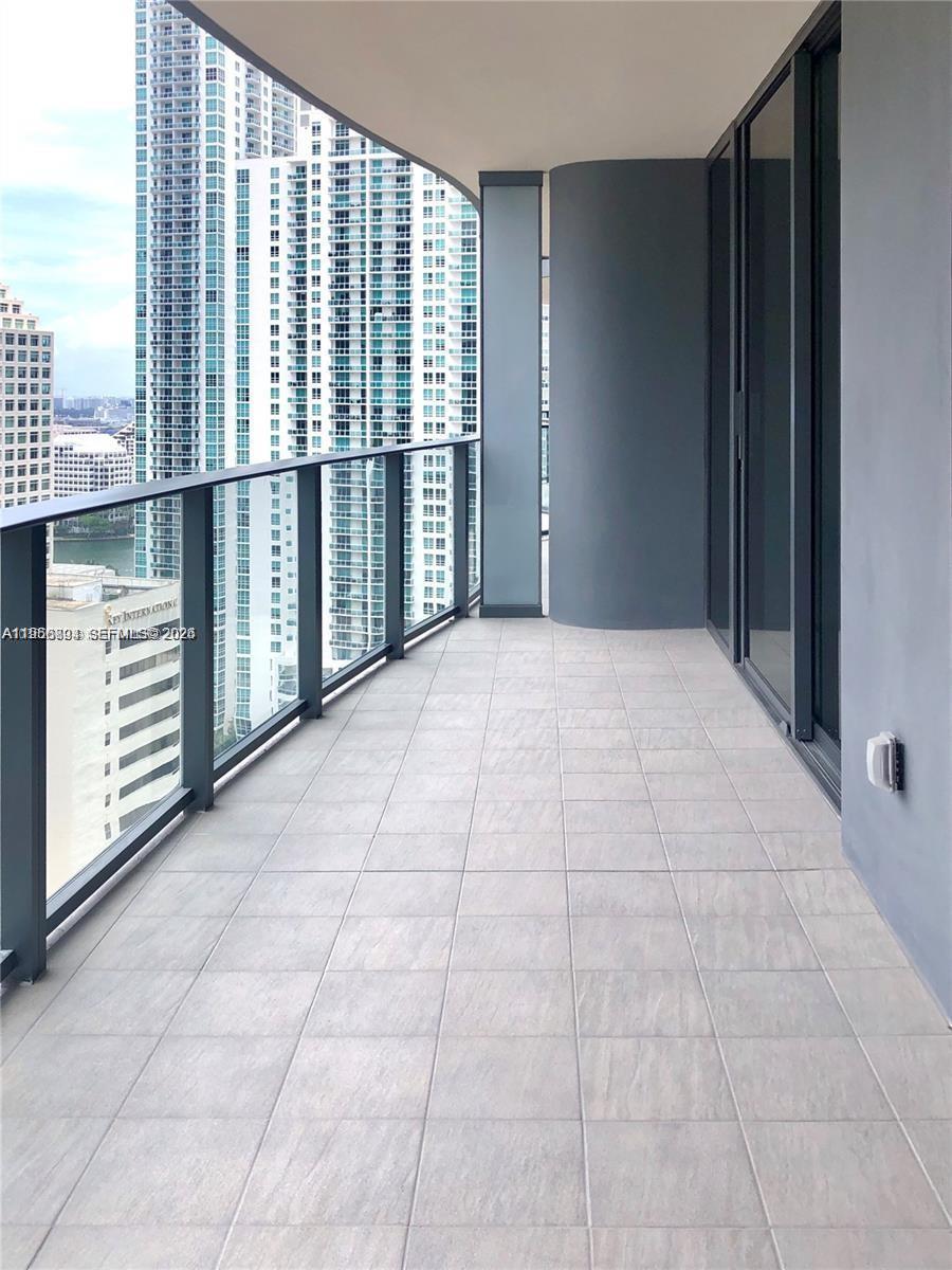 image Brickell Flatiron31