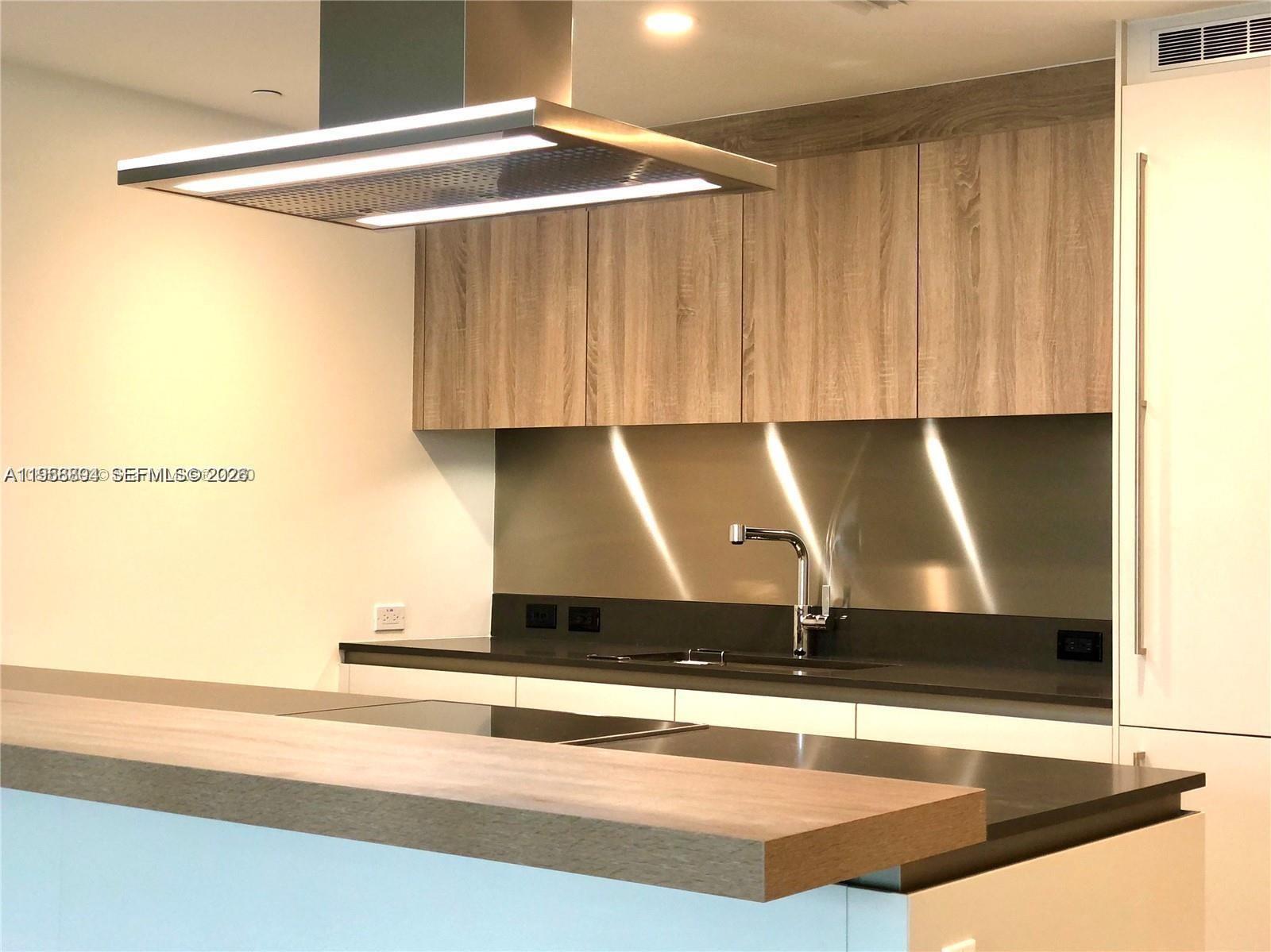 image Brickell Flatiron3