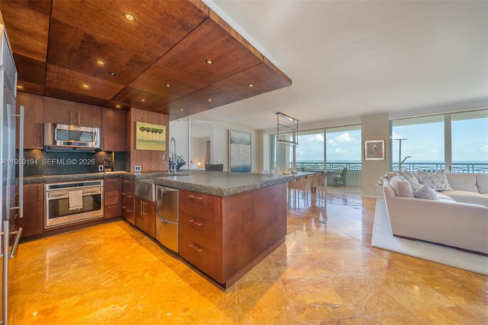 image Ritz-Carlton Coconut Grove6