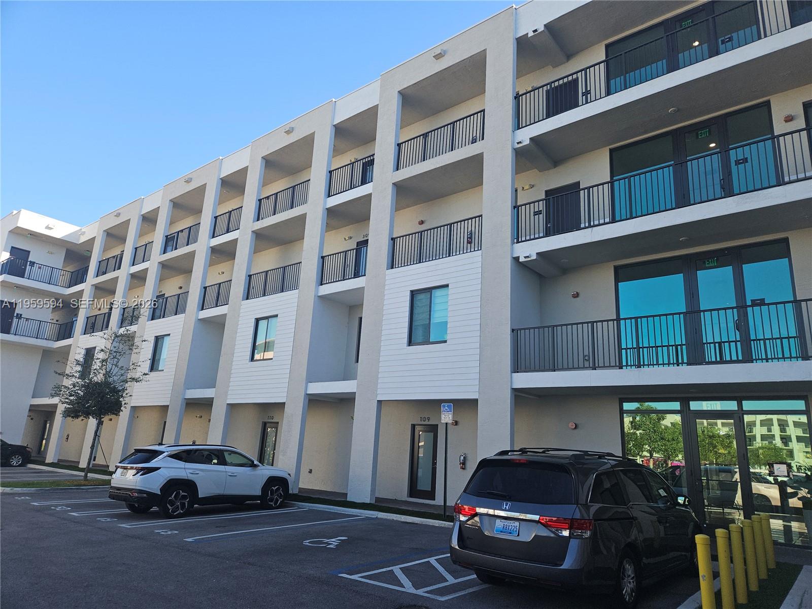 8001 NW 41st St #F-206