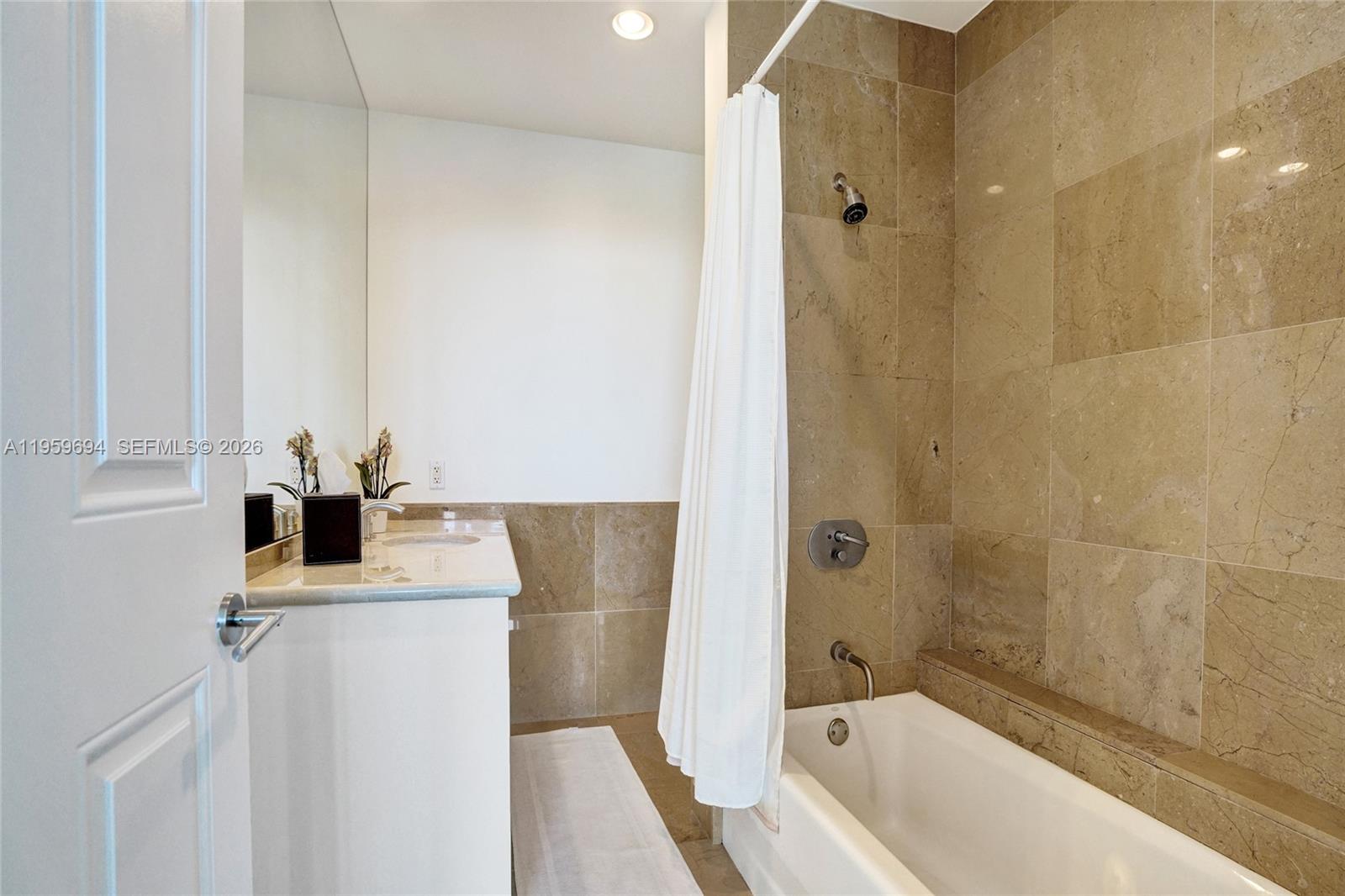 1 N Fort Lauderdale Bch Blvd #1806 Fort Lauderdale, FL 33304