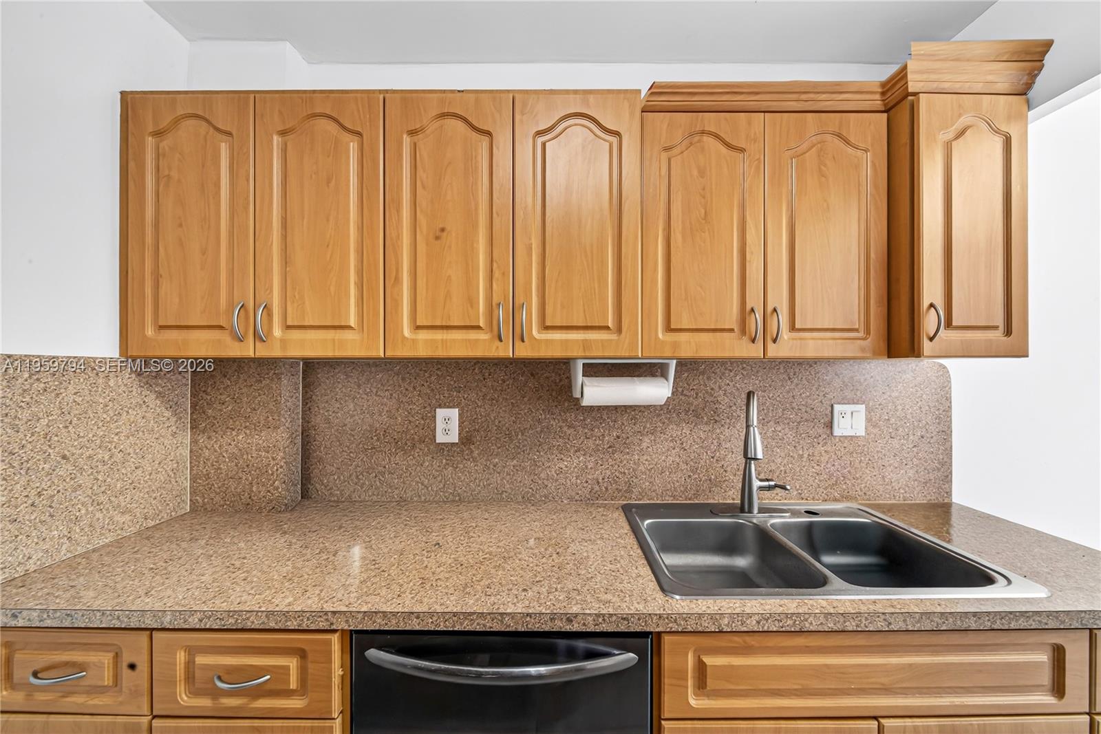 900 SW 84th Ave #403D Miami, FL 33144