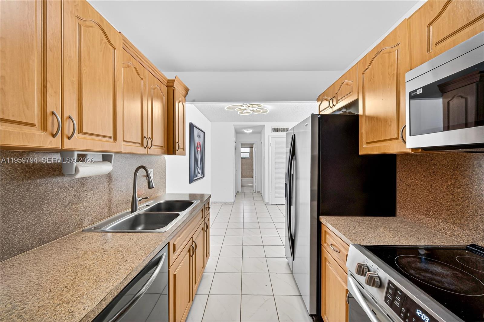 900 SW 84th Ave #403D Miami, FL 33144