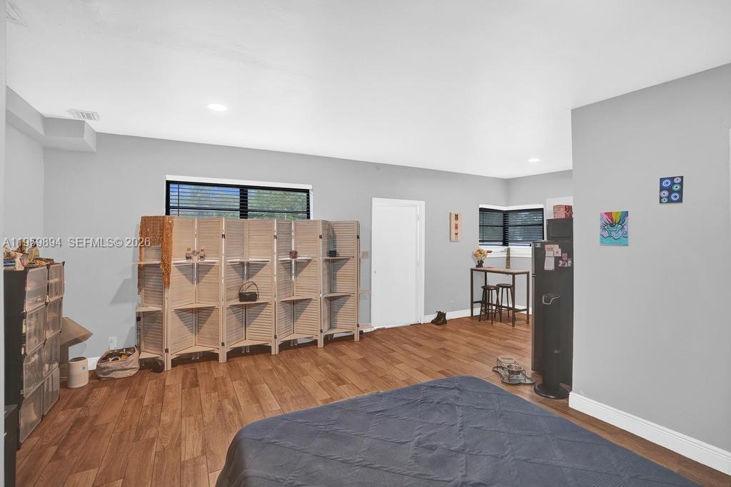 3500 SW 37th St West Park, FL 33023