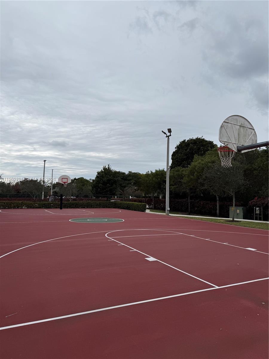 7815 NW 104th Ave #32 Doral, FL 33178