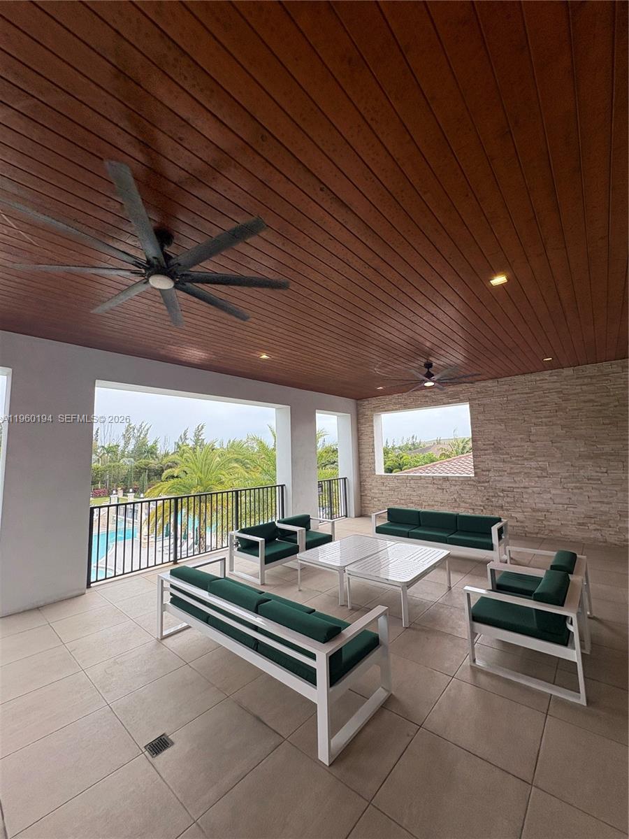 7815 NW 104th Ave #32 Doral, FL 33178