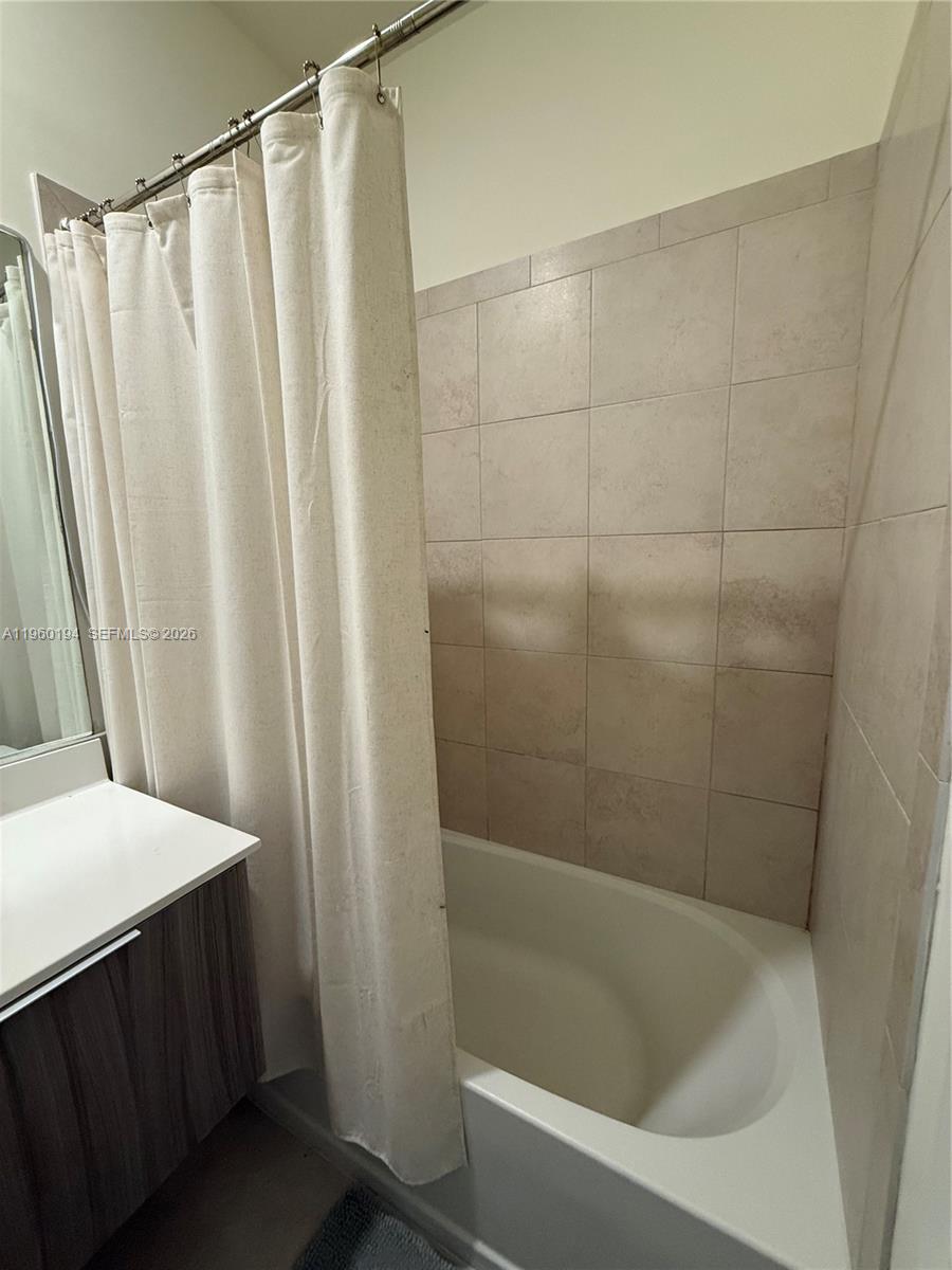 7815 NW 104th Ave #32 Doral, FL 33178