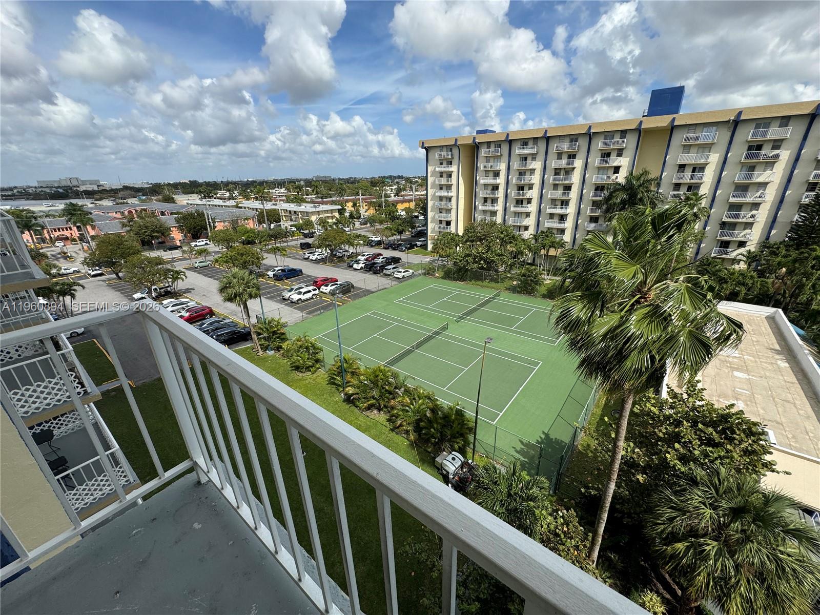 801 NW 47th Ave #711W Miami, FL 33126