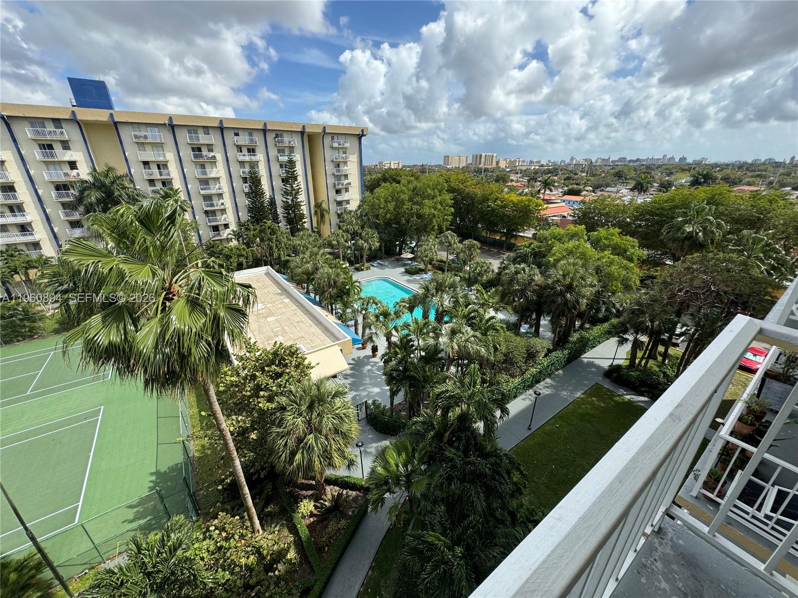 801 NW 47th Ave #711W Miami, FL 33126